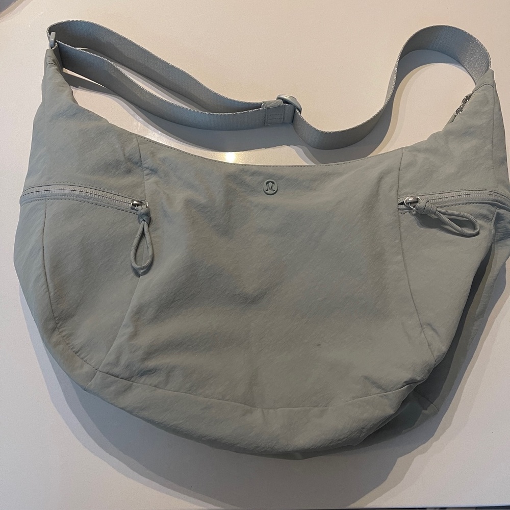 lululemon jade grey slouch sling bag 13l Large blue/grey colour crossbody bag